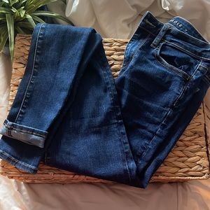 American eagle Ne(x)t level stretch jeans, size 4 x-long, dark washed jeans